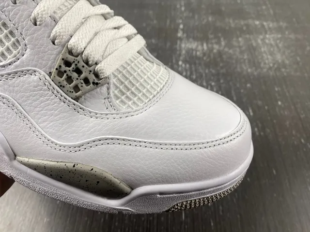 Tênis de basquete Air Jordan 4 branco cinza vermelho 9
