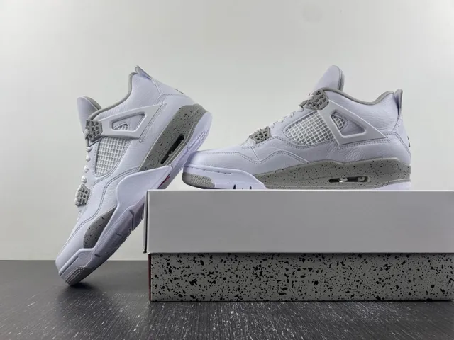 Tênis de basquete Air Jordan 4 branco cinza vermelho 13