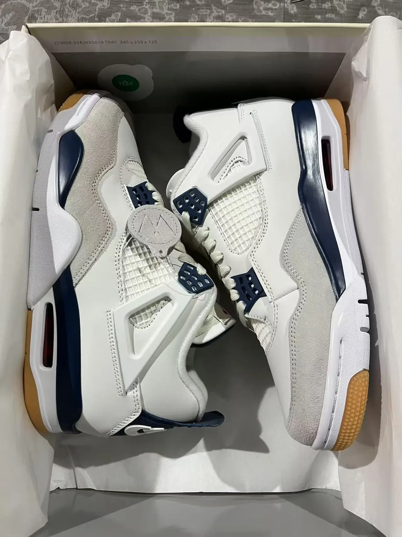 إير جوردان 4 White Navy Gum أحذية كرة السلة 9