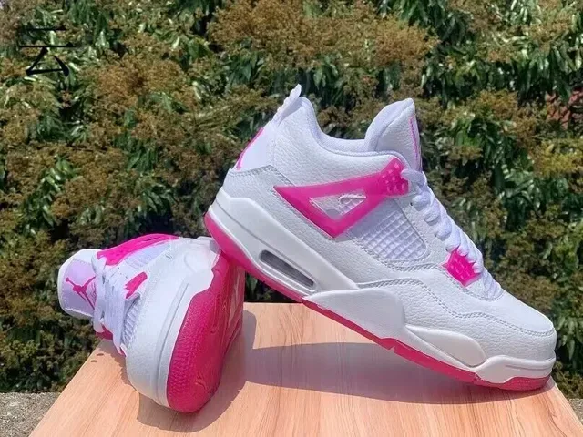 Air Jordan 4 Chaussures de Basketball Blances et Roses 4