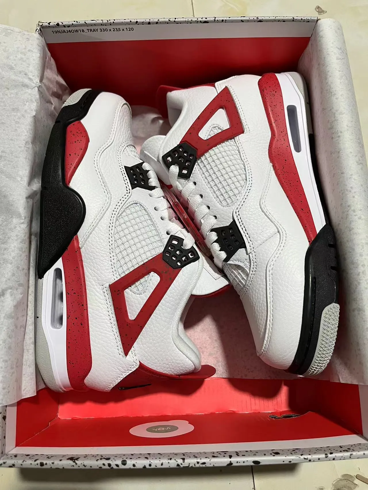 Chaussures de basketball Air Jordan 4 blanc rouge noir 7
