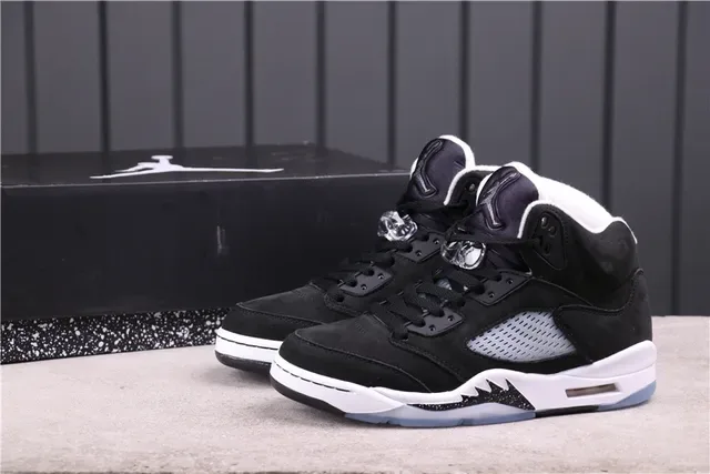 Air Jordan 5 Black White Light Blue Basketball Shoes 2