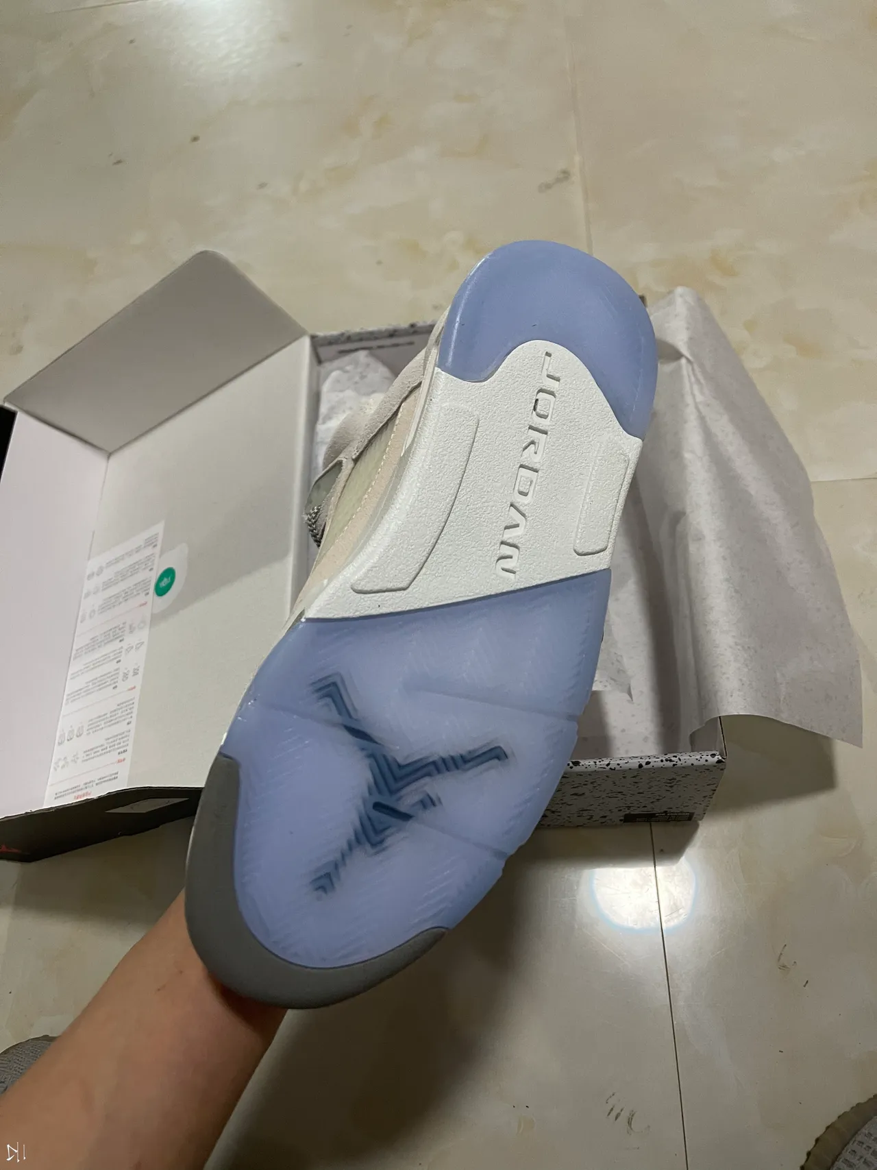Air Jordan 5 Off-White tênis de basquete de cano alto em camurça bege 5