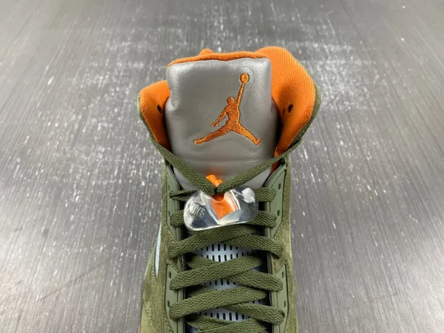 Air Jordan 5 ज़ैतूनी हरा नारंगी लौ बास्केटबॉल जूते 13