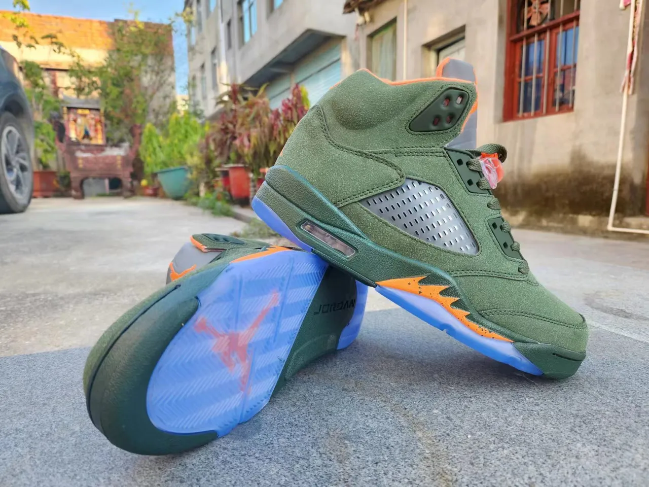 Air Jordan 5 ऑलिव ग्रीन ऑरेंज फ्लेम बास्केटबॉल जूते 4