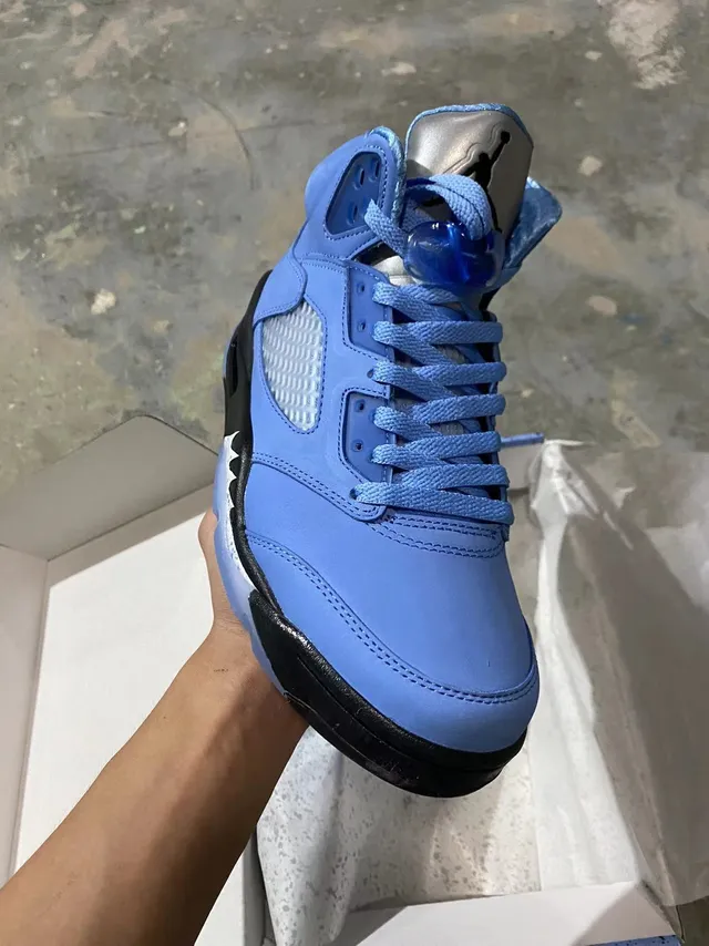 Tênis de basquete Air Jordan 5 University Blue Black 2