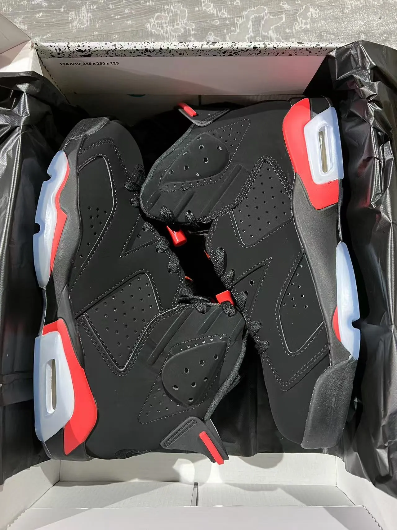 Zapatillas de baloncesto Air Jordan 6 negro rojo hielo 9