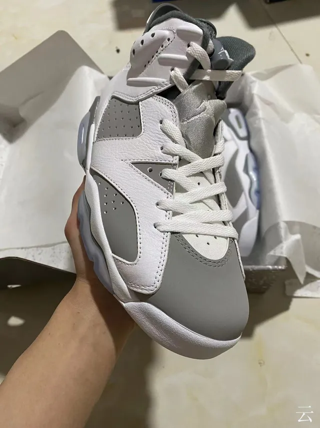Air Jordan 6 Zapatos de baloncesto blanco gris 2