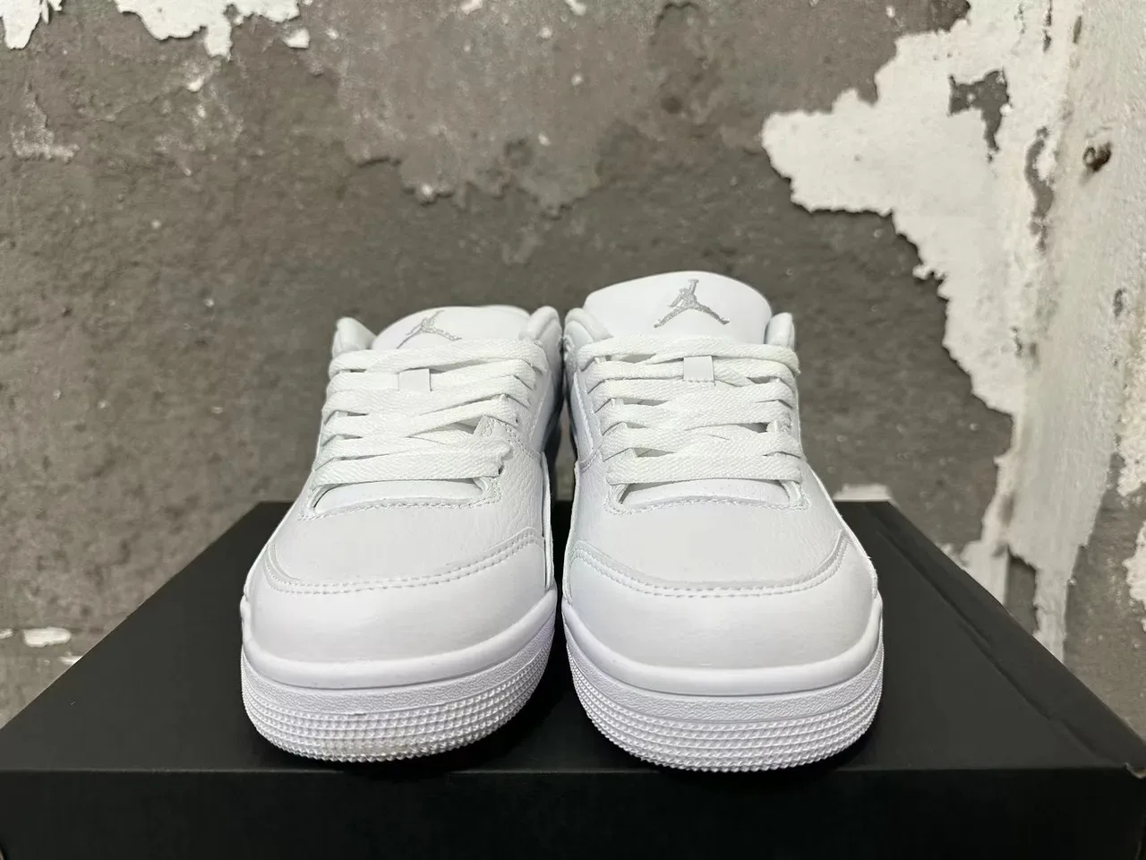 Tênis lifestyle Air Jordan Flight '89 totalmente branco 3