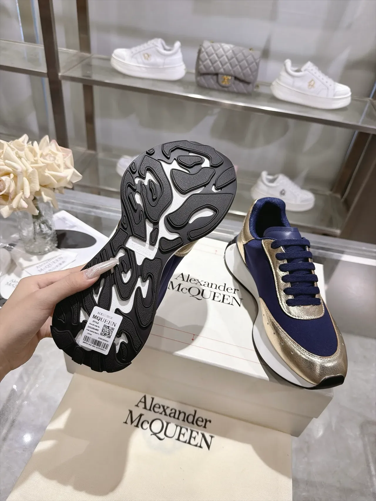 Alexander McQueen sneakers oversized navy et or lifestyle sneakers 3