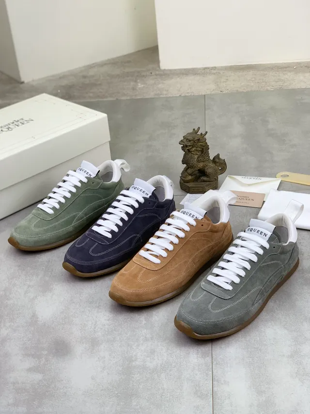 Alexander McQueen 橄榄绿麂皮 Oversized 生活方式运动鞋 2