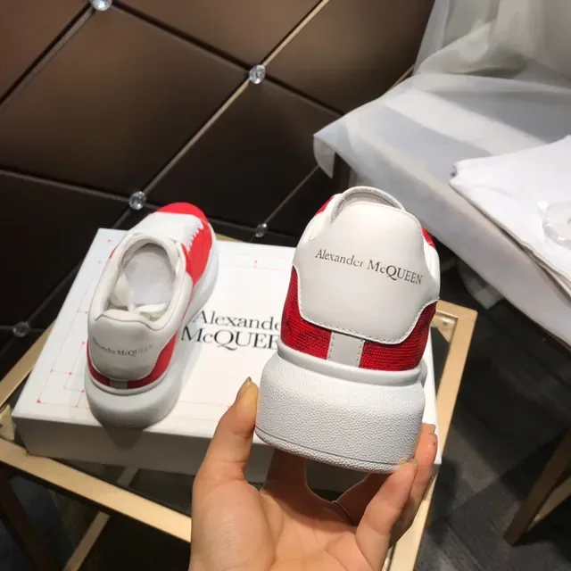 Alexander McQueen 超大号 红色提花 休闲运动鞋 6