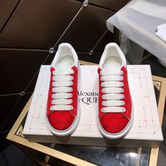 Alexander McQueen 超大号 红色提花 休闲运动鞋 9