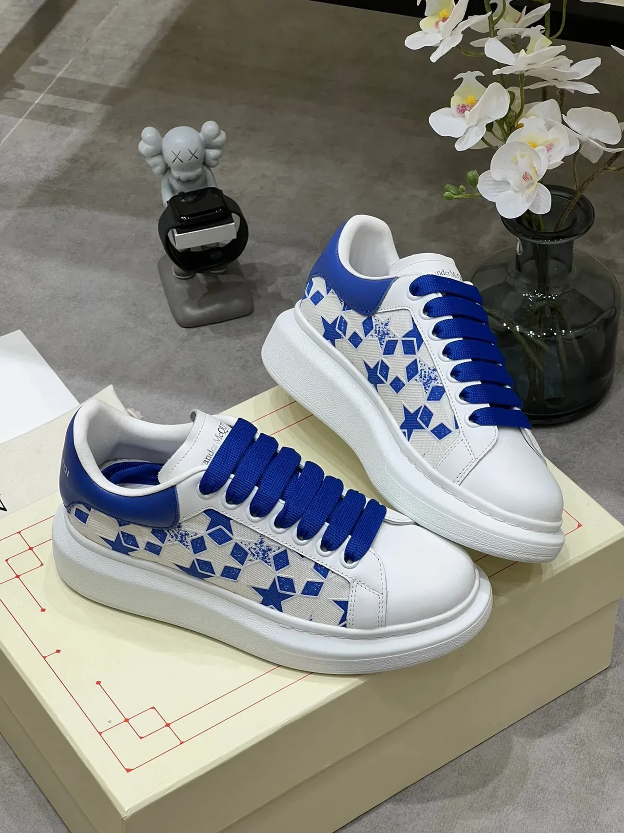 Alexander McQueen Oversized Sneaker White and Royal Blue Lifestyle Sneakers 5