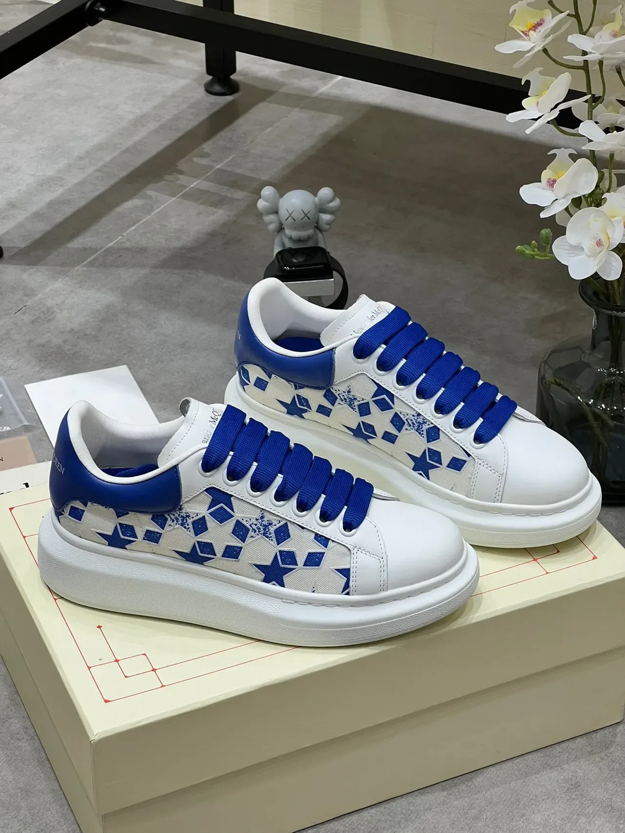 Alexander McQueen Oversized Sneaker White and Royal Blue Lifestyle Sneakers 9