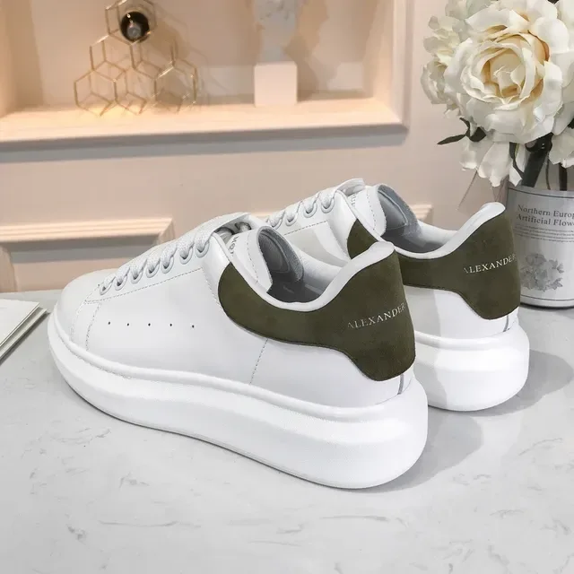 Alexander McQueen Oversized Sneaker White Army Green Platform Sole Smooth Leather Upper Lifestyle Sneakers 5