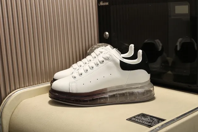 Alexander McQueen Oversized Sneaker White Black Translucent Sole Lifestyle Sneakers 9