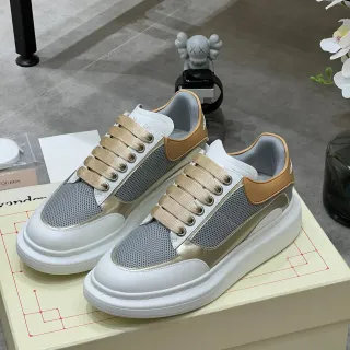 Alexander McQueen oversized sneaker सफेद ग्रे बेज लाइफस्टाइल स्नीकर