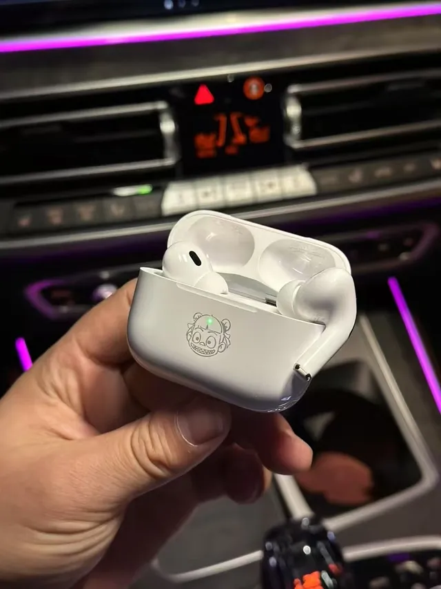Apple AirPods Pro (2nd generation) White نصائص أذن سيليكونية بتصميم ساق مدمج TWS Earbuds 6
