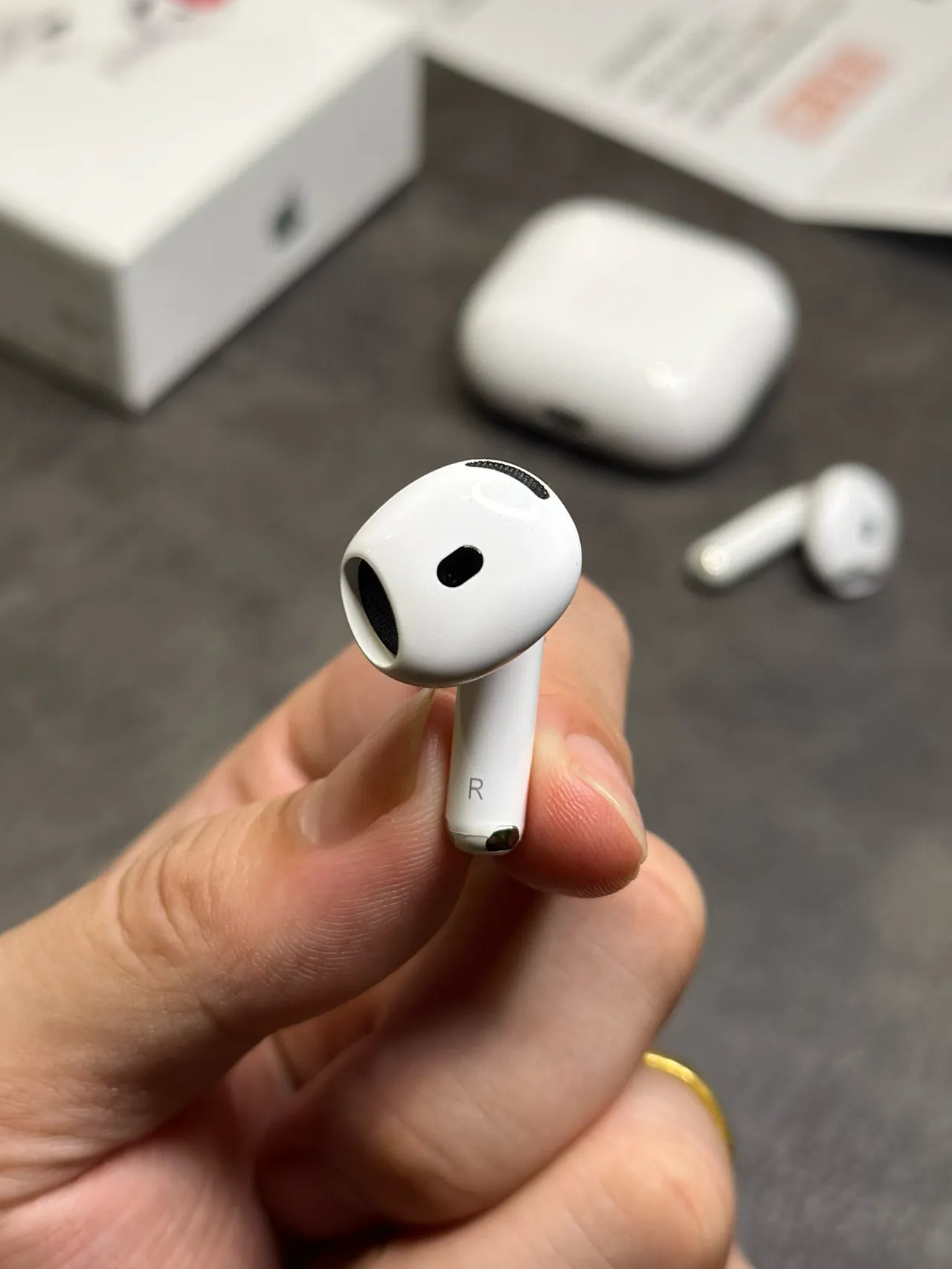 Apple 白黑 茎式 紧凑型 TWS 耳机 5