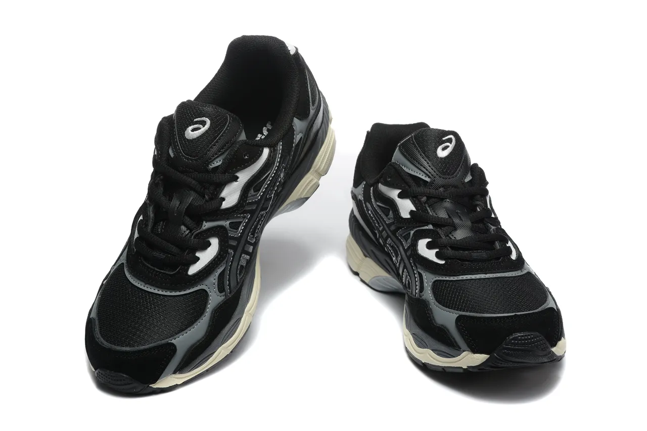ASICS Negro Gris En capas Sintético Jaula Detalle Geométrico Corte Detallado Zapatillas de correr 2
