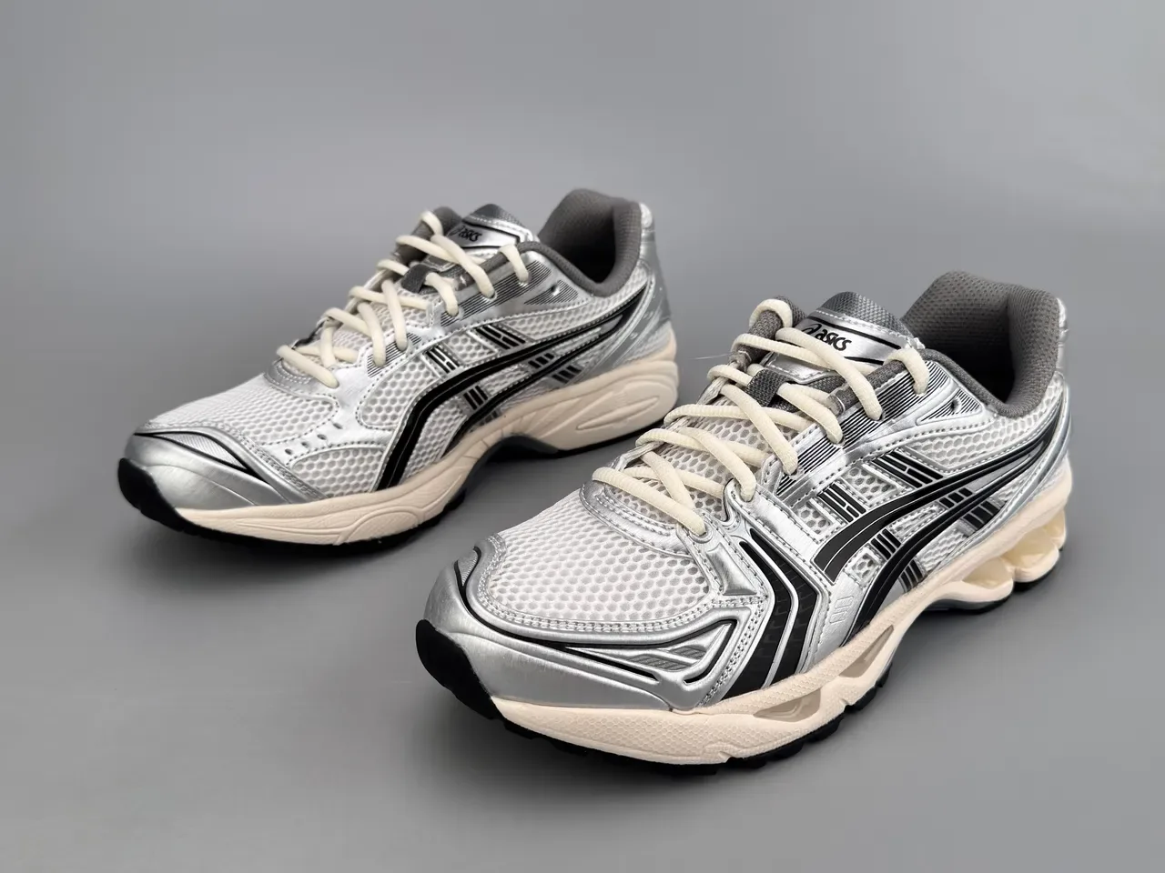 ASICS Gel-Kayano Silver Black Cream Running Shoes 7