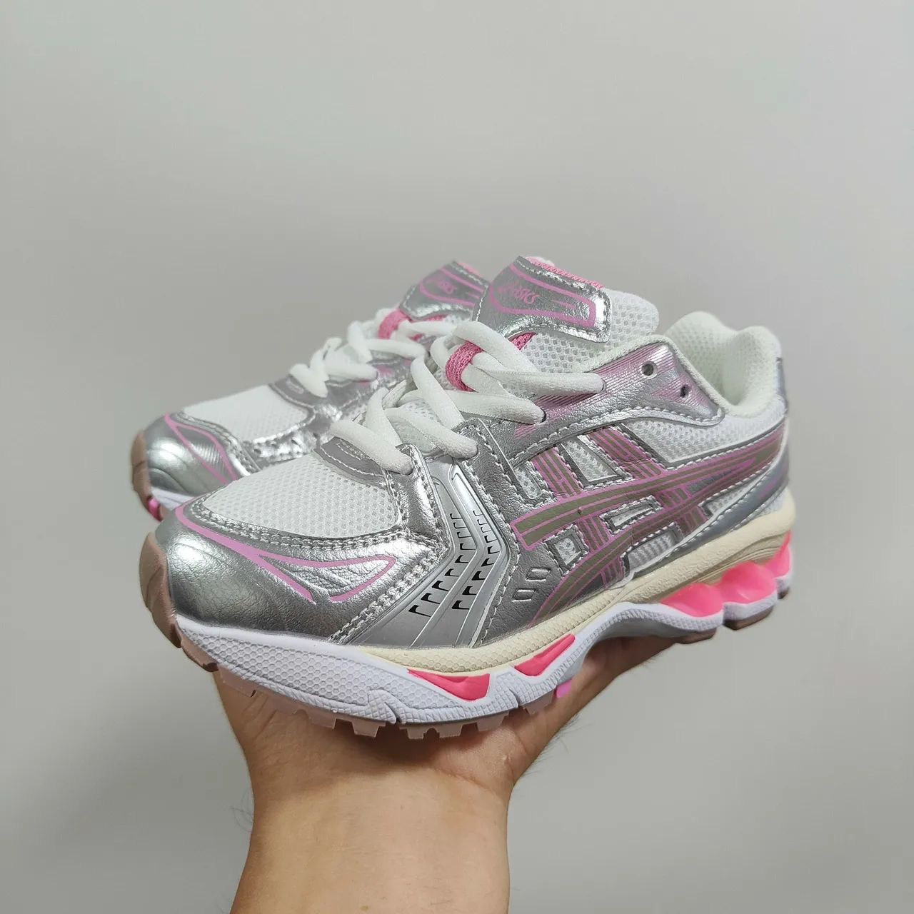 ASICS Silver Black Metallic Upper Mesh And Synthetic Overlays Running Shoes 20
