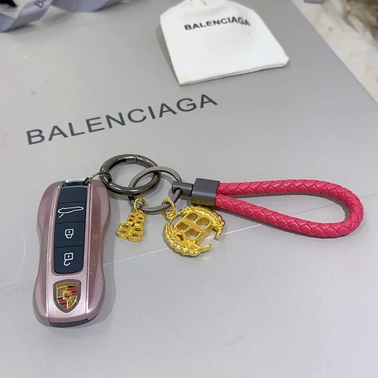 Balenciaga BB Dourado Rosa Cinta Trançada Charm Laurel Duplo B Bracelete 4