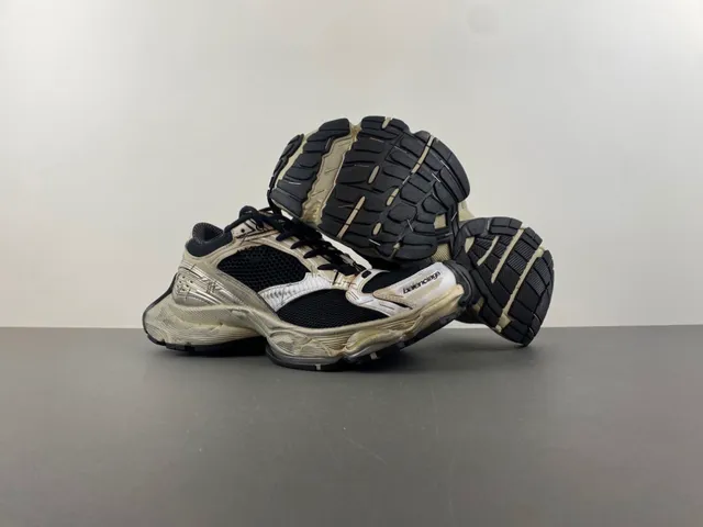 Balenciaga Beige Noir Sola Sculptée Overlays Synthétiques Métalliques Sneakers Chunky 12