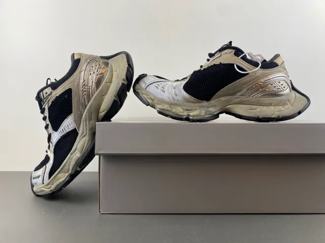 Balenciaga Beige Noir Sola Sculptée Overlays Synthétiques Métalliques Sneakers Chunky 14