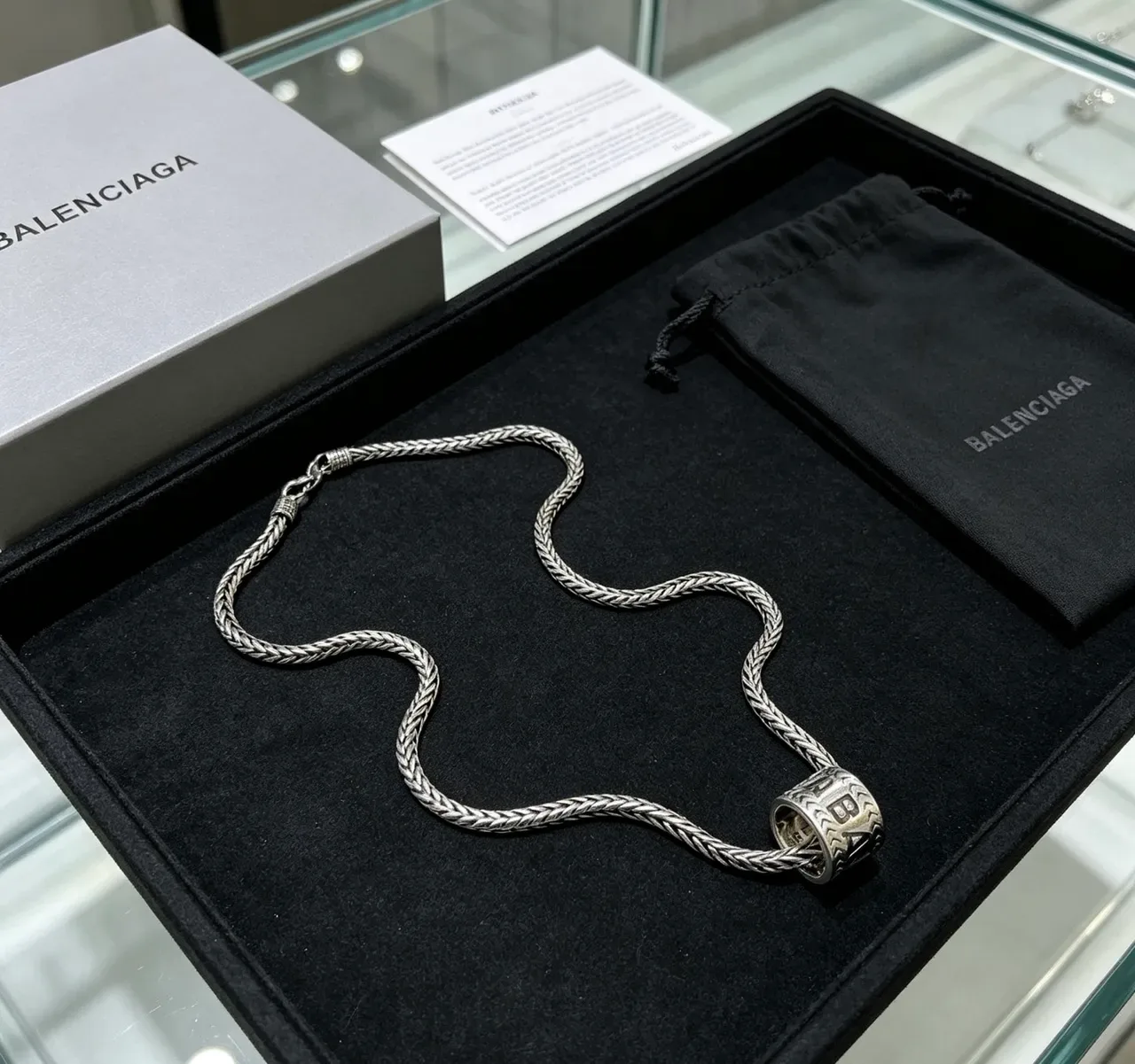 Balenciaga 编织链 圆柱形吊坠项链 9