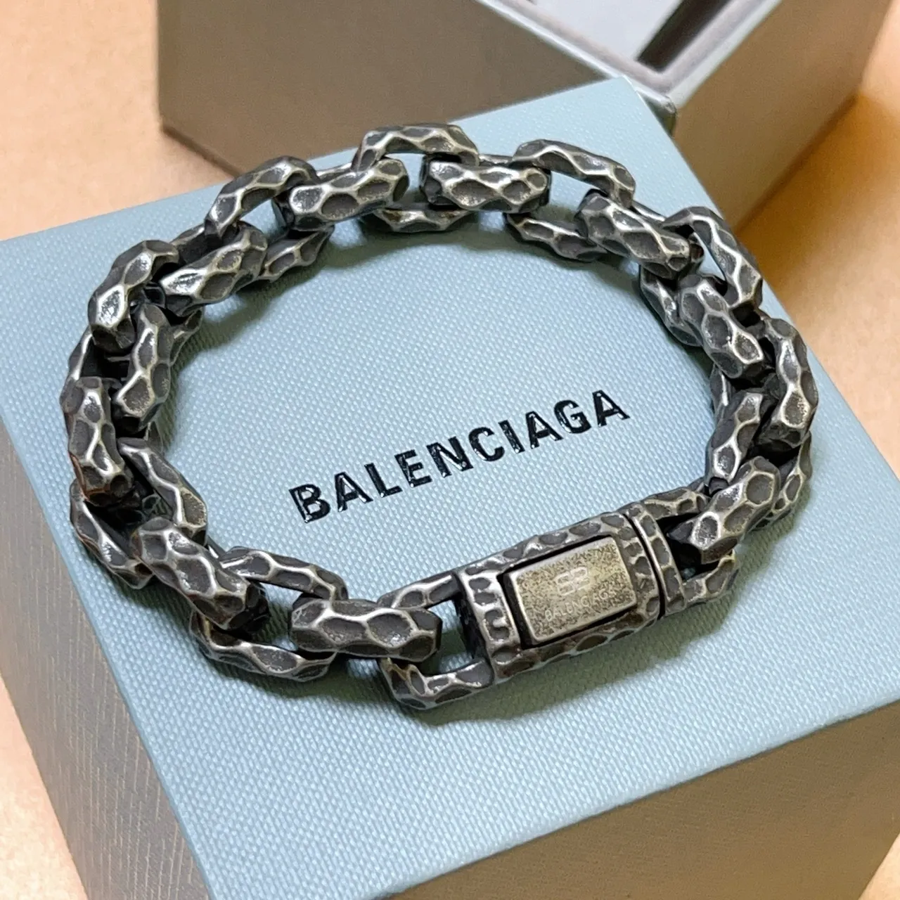 Balenciaga Chaîne Martelée Argent Oxydé Bracelet 3