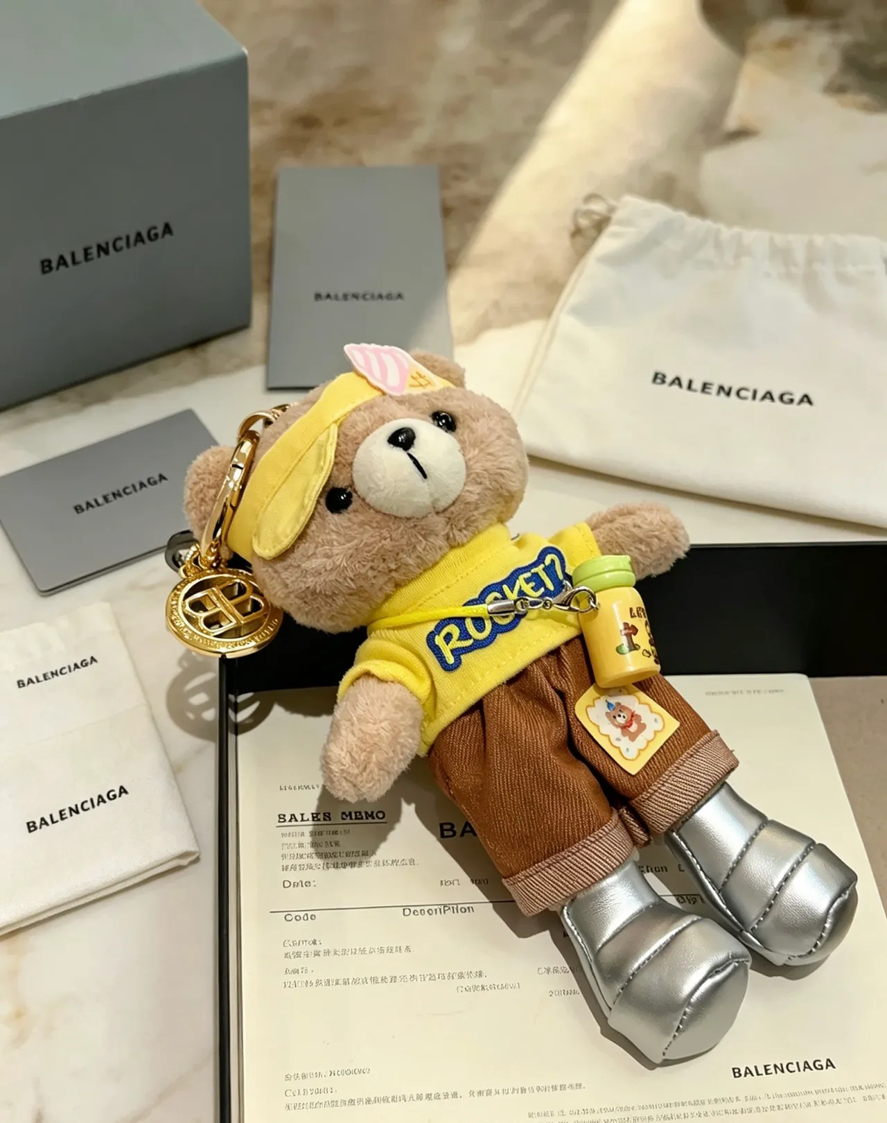 Balenciaga Le Cagole Black Gold 穹顶造型手提波士顿包 3