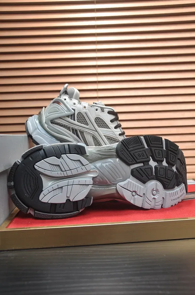 Balenciaga Runner Light Gray and Black Chunky Sneakers 7
