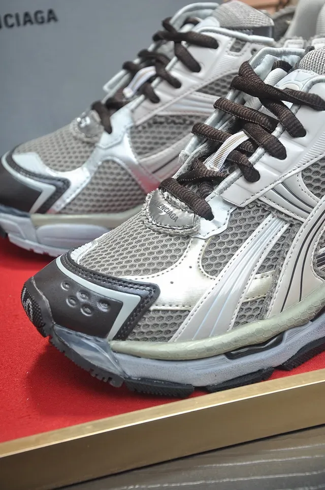 Balenciaga Runner Light Gray and Black Chunky Sneakers 8
