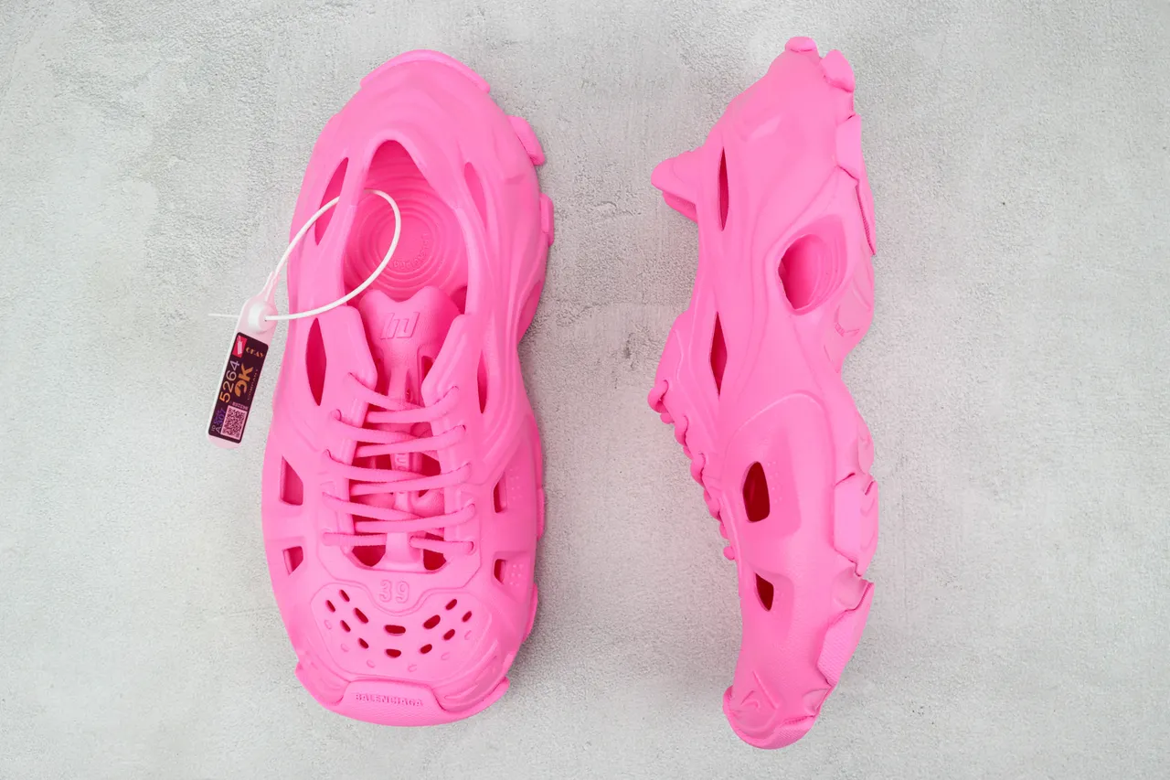 Balenciaga Speed Trainer Pink Chunky Sneaker 3