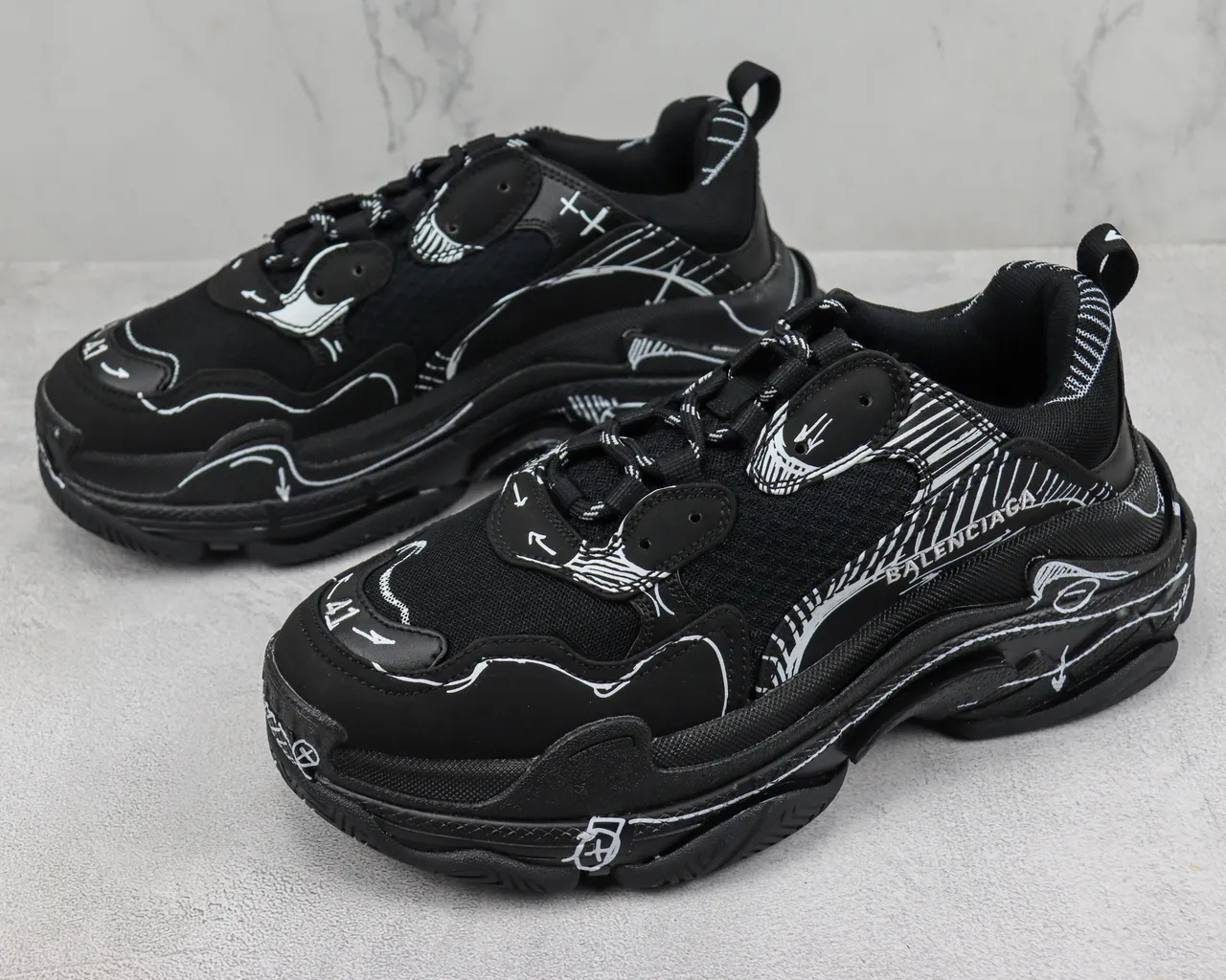 Balenciaga Track Noir Blanc Semelle Oversized Maille Et Synthétique Haut Chunky Sneakers 4