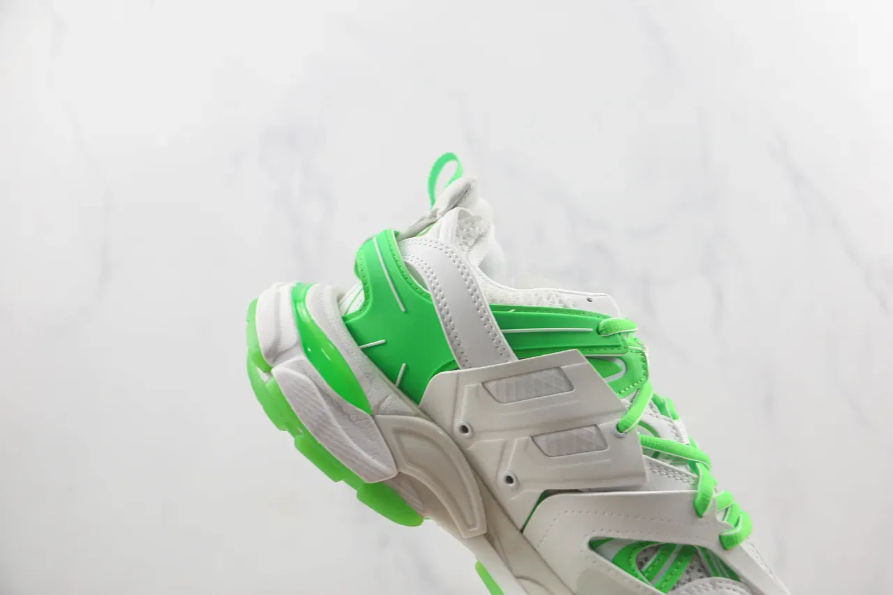 Balenciaga Track Trainer হোয়াইট এবং নিওন গ্রিন চাঙ্কি স্নিকার্স 5