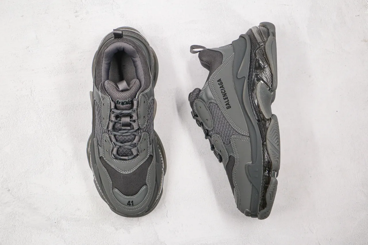 Balenciaga Triple S أحذية رياضية رمادية كاجوال 9