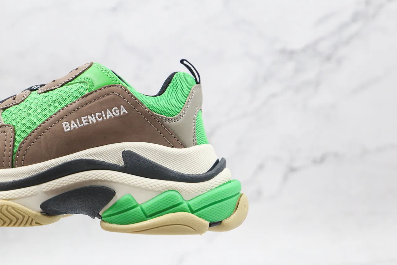 Balenciaga Triple S সবুজ বাদামি চাঙ্কি স্নিকার 4