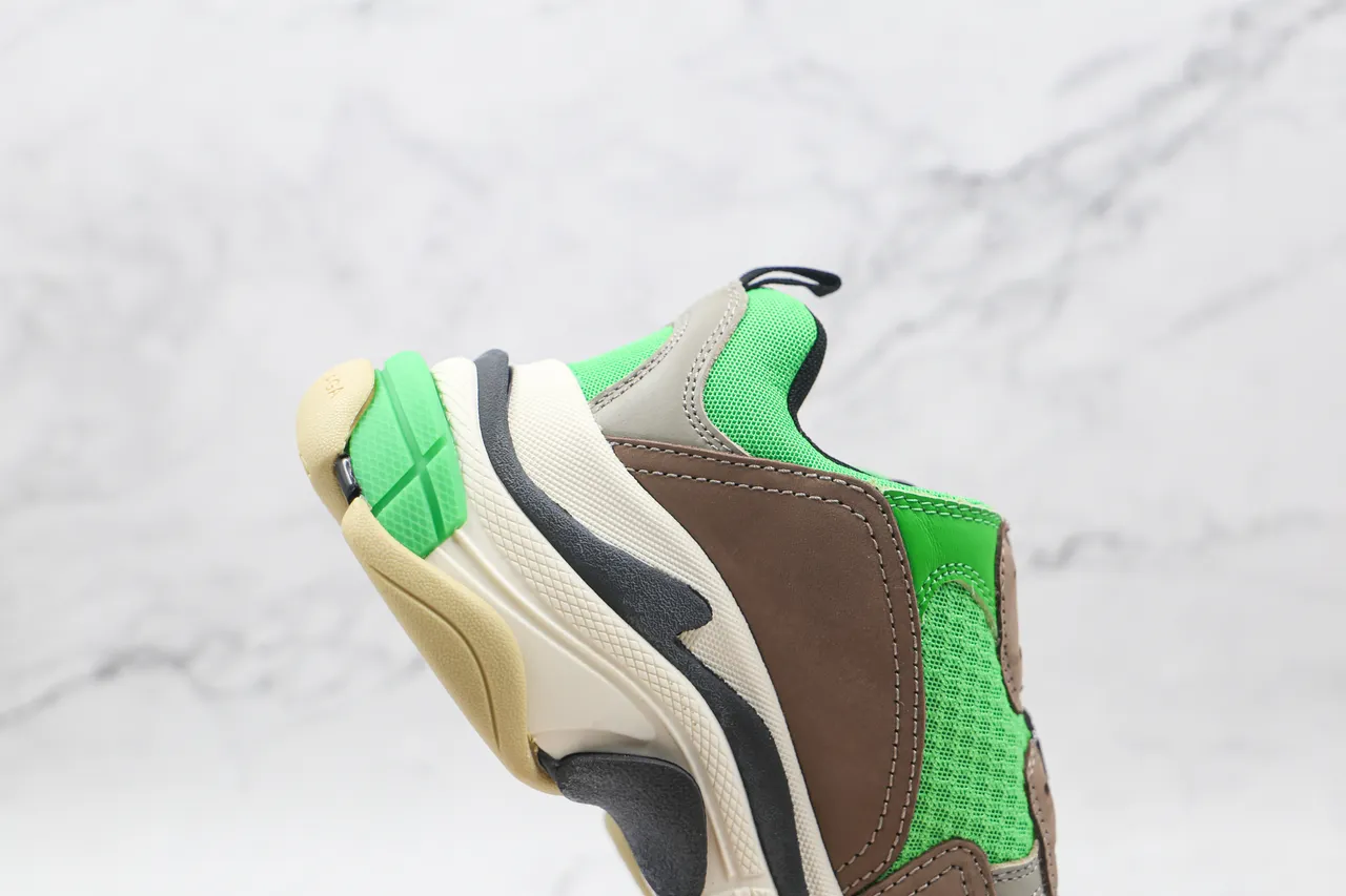 Balenciaga Triple S সবুজ বাদামি চাঙ্কি স্নিকার 6