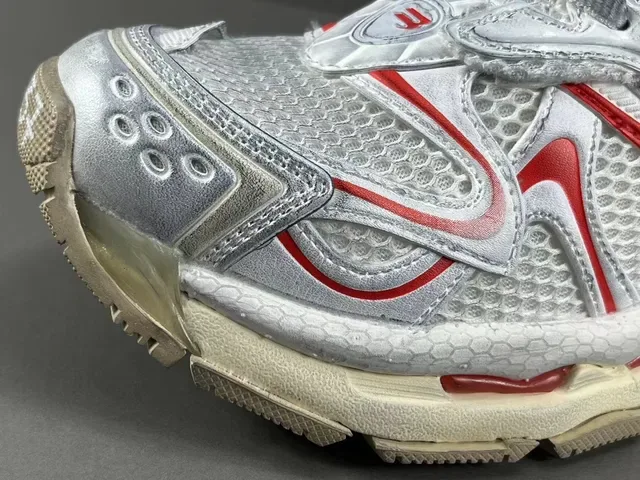 Balenciaga White Red Mesh And Synthetic Overlay Upper Sculpted Multi-Layered Sole Chunky Sneakers 9