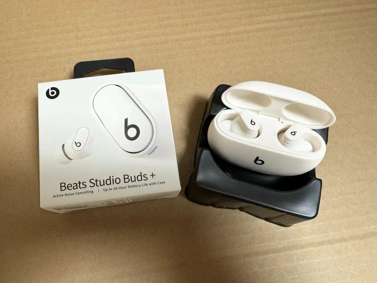 Beats Studio Buds+ গোলাপি সোনা কালো সাদা রূপা TWS ইয়ারবাড 5