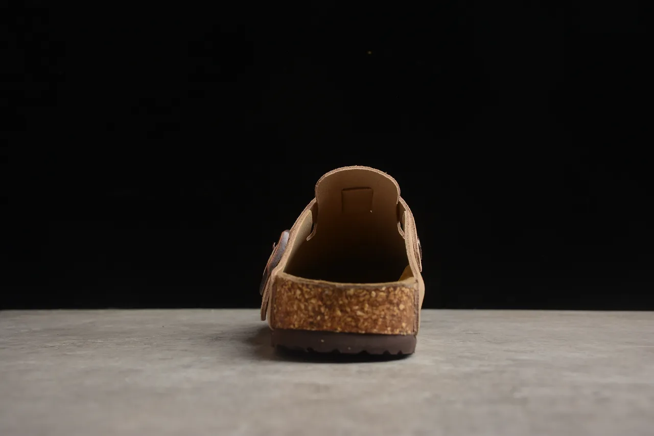Birkenstock Arizona Tan Suede Single-Buckle Slipper 9