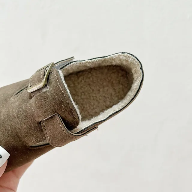 Birkenstock Boston বাচ্চাদের সুয়েড শিয়ারলিং-লাইন্ড লোফার্স 18