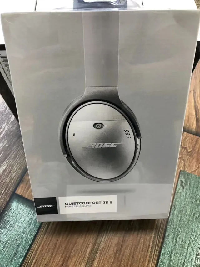 Bose Fones de Ouvido Circumaural Preto Acabamento Matte 18