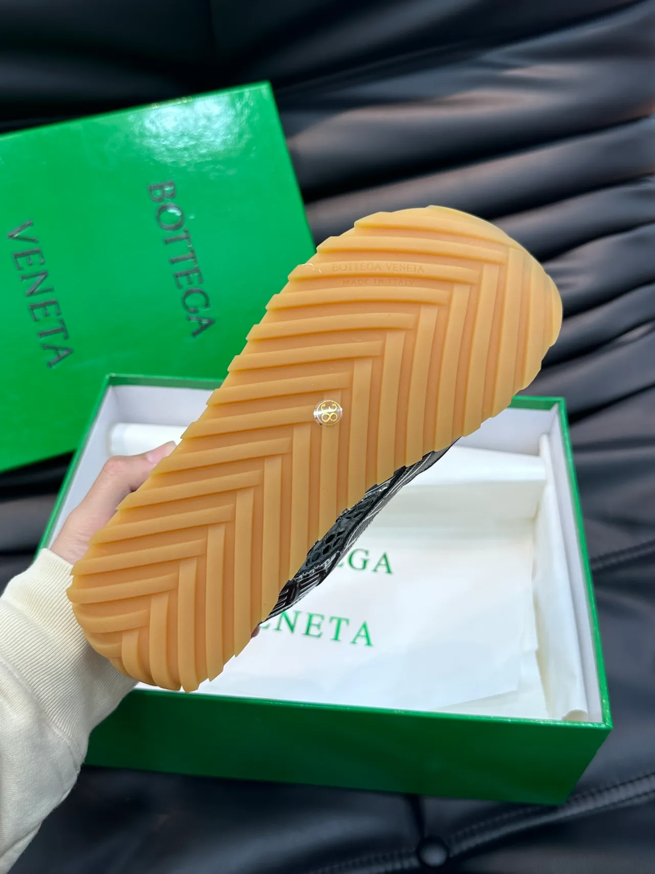 Bottega Veneta Andiamo Bourgogne Argent Intrecciato Sneakers lifestyle 2