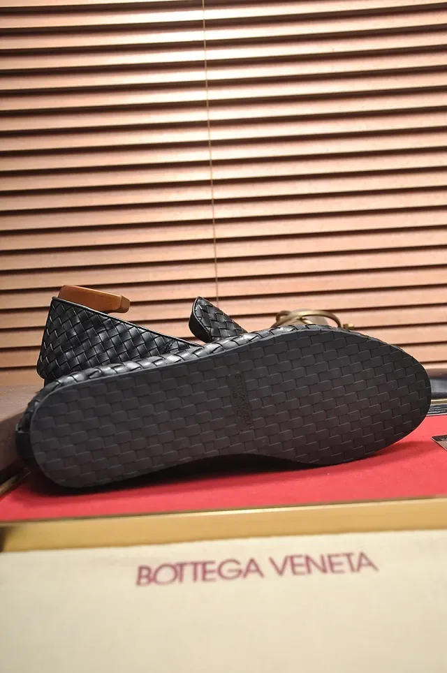 Bottega Veneta Andiamo Intrecciato جلد منسوج أسود لُوفرز 3