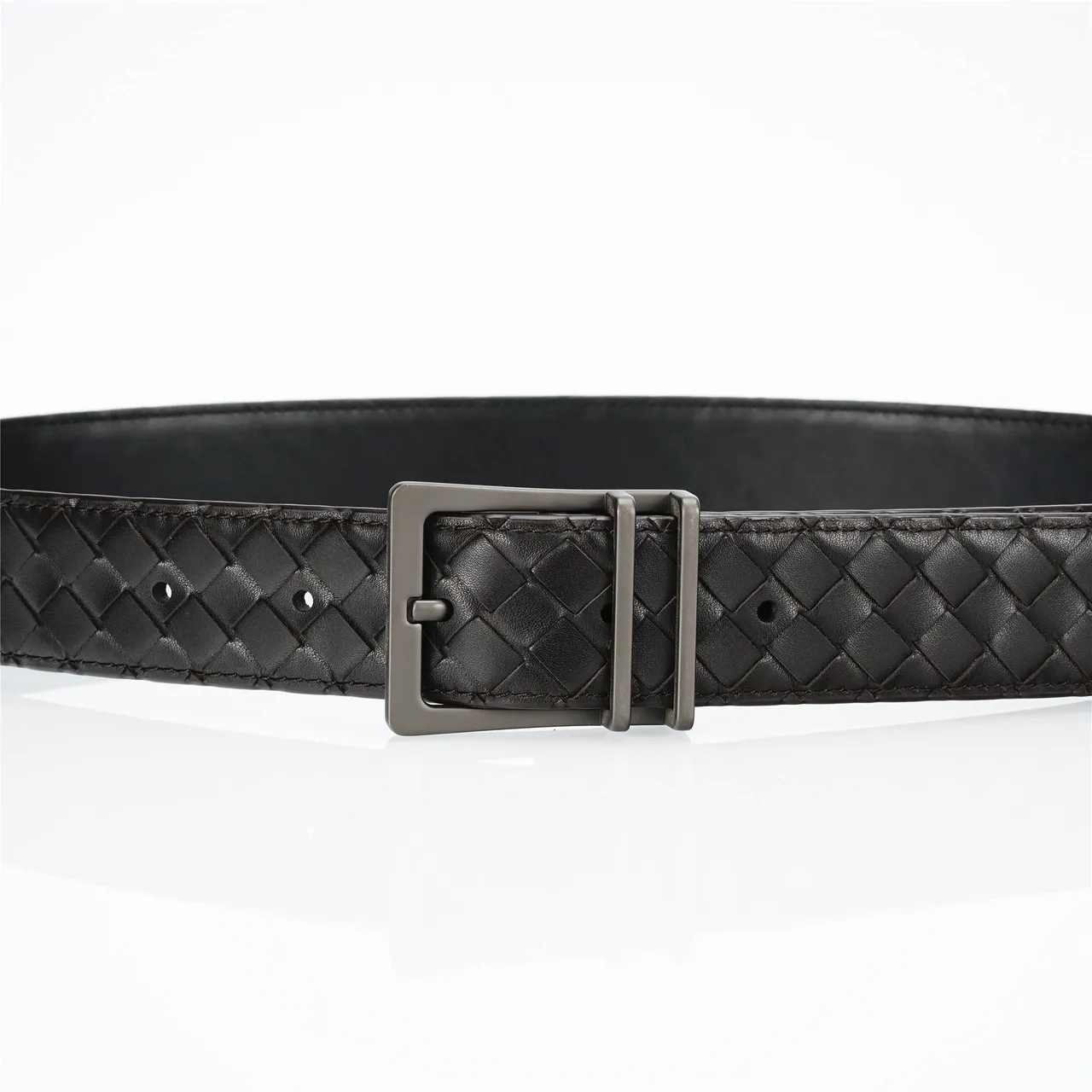 Bottega Veneta Cassette Intrecciato Cinturón de cuero negro 8