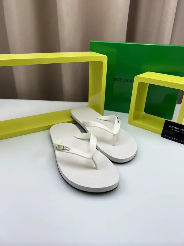 Bottega Veneta Sardine White Black Minimalist Thong Strap Slippers 7